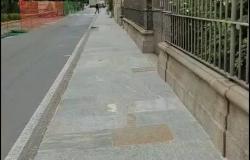 Corso Garibaldi perde metà dei suoi parcheggi