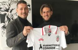 Pro Vercelli: ufficiale l'acquisto del difensore Esposito