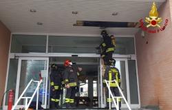 Incendio al Centro Diurno Salute Mentale di Vercelli