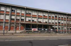 Vercelli: la media Verga chiusa per Covid
