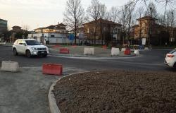 Cantiere per l'illuminazione: deviazione per gli autobus