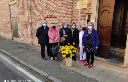 Vercelli: fiori per la piccola Opera Charitas