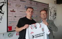 Pro Vercelli: contratto rinnovato a Iezzi