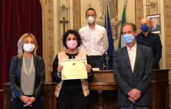 Pergamene a chi ha operato per la comunità
