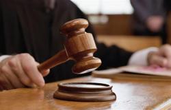 Faceva pressioni al sindaco per farlo dimettere: nove mesi al consigliere