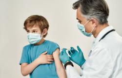Vaccinazioni agli adolescenti: i genitori chiedono chiarimenti