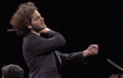 Emmanuel Tjeknavorian dirige l'Orchestra Camerata Ducale