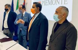 Sono già 300 i piemontesi prenotati per le vaccinazioni in Liguria