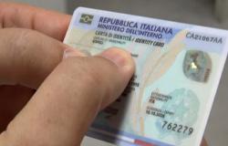 Le carte d'identità cartacee non saranno più valide dopo il 3 agosto 2026