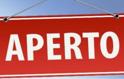 Elenco delle attività aperte ad agosto per aiutare chi resta in città
