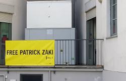 Vercelli: alla Camera del lavoro esposto uno striscione per Patrick Zaki