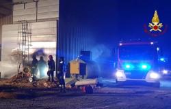 Formigliana: incendio in un essiccatoio