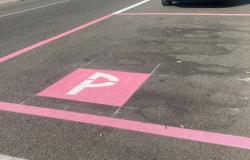 In arrivo i posteggi rosa per donne in gravidanza o con bimbi piccoli