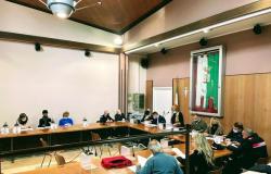 Malamovida: persone che sporcano, gridano o non rispettano le leggi