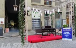 Vercelli: musica, trenino e foto con Babbo Natale