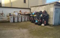 Piazza Sardegna: "Una vergogna"