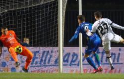 Pro, la coppia del gol firma il colpaccio: Feralpisalò battuta 3-0