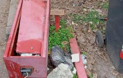Vercelli:  "E' piazza Risorgimento o una discarica?"