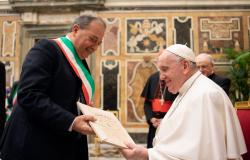 Il sindaco Andrea Corsaro da Papa Francesco