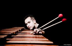 Il 23 aprile il “mondo sonoro” inatteso del percussionista Simone Rubino