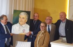 I Veterani donano alla famiglia Lombardi la tela che ritrae l’indimenticato Felix