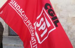 I pensionati della Cgil Vercelli Valsesia alla mobilitazione di Torino