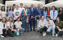 Vercelli: i giovani protagonisti della Festa della Repubblica