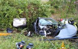 Fuori strada con l'auto, morto un 45enne