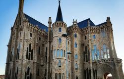 "Da Astorga a Foncebadon di 26 chilometri. Incominciano le salite" 