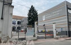 A rischio il servizio mensa per gli alunni della "Carlo Angela"