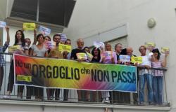 Alla Camera del lavoro lo striscione "Ho un orgoglio che non passa"