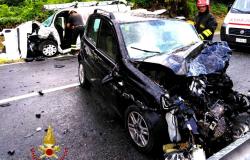 Scontro frontale a Serravalle Sesia: morta una donna di 80 anni