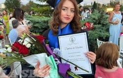 Andreea si è laureata in Medicina "per salvare altre vite"