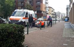Donna investita sulle strisce pedonali in piazza Mazzucchelli