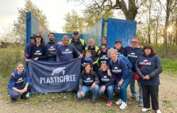 Plastic Free: raccolti oltre 150 sacchi di rifiuti 