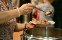 Vercelli: ritorna il "Pranzo di natale con i poveri"
