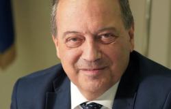 Gli auguri del sindaco di Vercelli Andrea Corsaro
