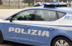Aveva uno zaino con oltre due chili di cocaina sepolto in giardino
