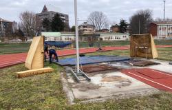 Vercelli: sostituzione delle attrezzature al campo Coni