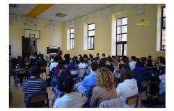 Incontro tra Guardia di finanza e allievi dell'istituto G. Ferraris