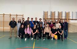 Gli alunni  dell'Istituto Lanino al corso di autodifesa Krav Maga