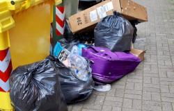 Via Monte Bianco: multato un "furbetto" dei rifiuti