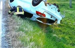 Roasio: scontro tra due auto, occupanti in ospedale