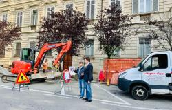 Piazza Pajetta: cantiere per i "nuovi" marciapiedi