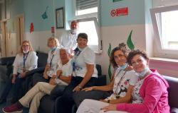 Abio Vercelli dona cinque poltrone alla Pediatria