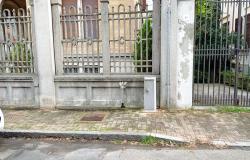 Via Calatafimi: "Sono spariti i nuovi cassonetti"