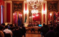Vercelli: gli alunni del "Lombardi" in visita alla Prefettura