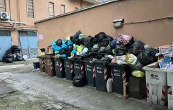 Corso Abbiate: "E' dal 30 dicembre che non raccolgono i rifiuti"