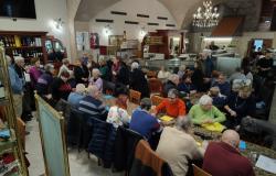 Oltre 90 persone al pranzo di Carnevale dell'Oftal Vercelli