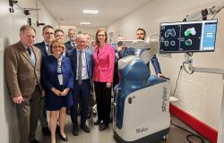 Borgosesia: chirurgia protesica, arriva il robot Mako